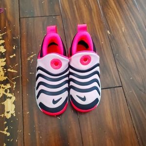 Girls skechers, size 10C